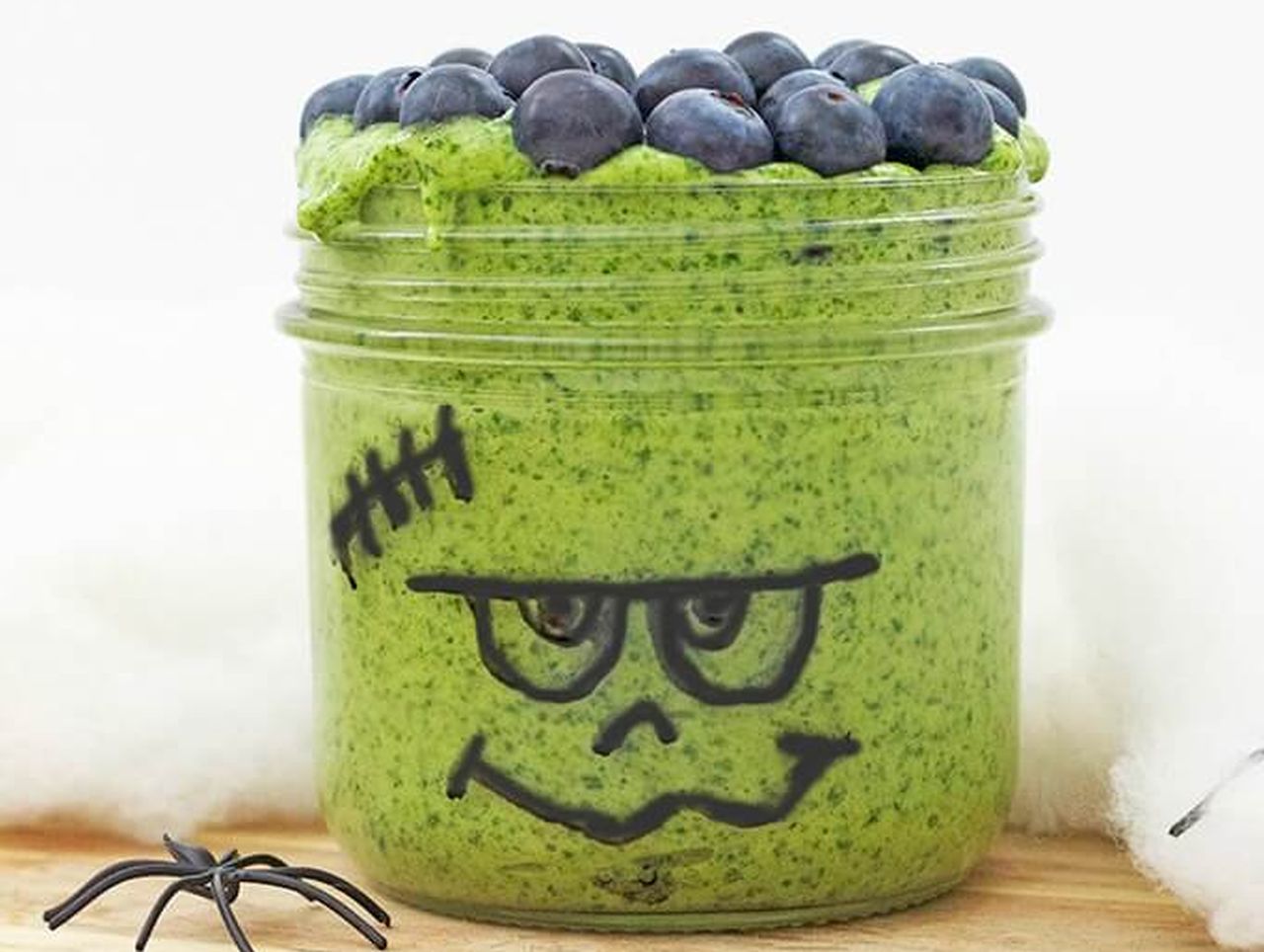 Halloween Breakfast Ideas - Frankenstein Smoothie Bowl