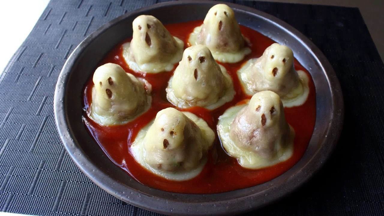 Halloween Dinners - Mini Meatloaf Ghosts
