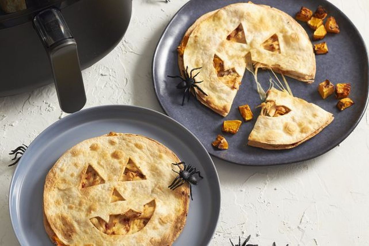 Halloween Lunch Ideas 2025 - Air Fryer Jack-o'-Lantern Quesadillas