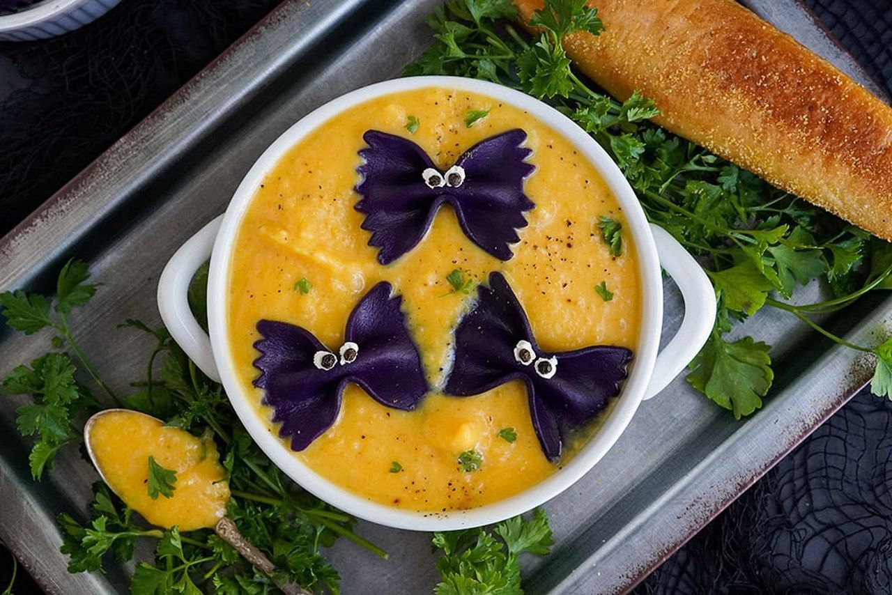 Halloween Side Dishes - Halloween Butternut Squash Bat Soup