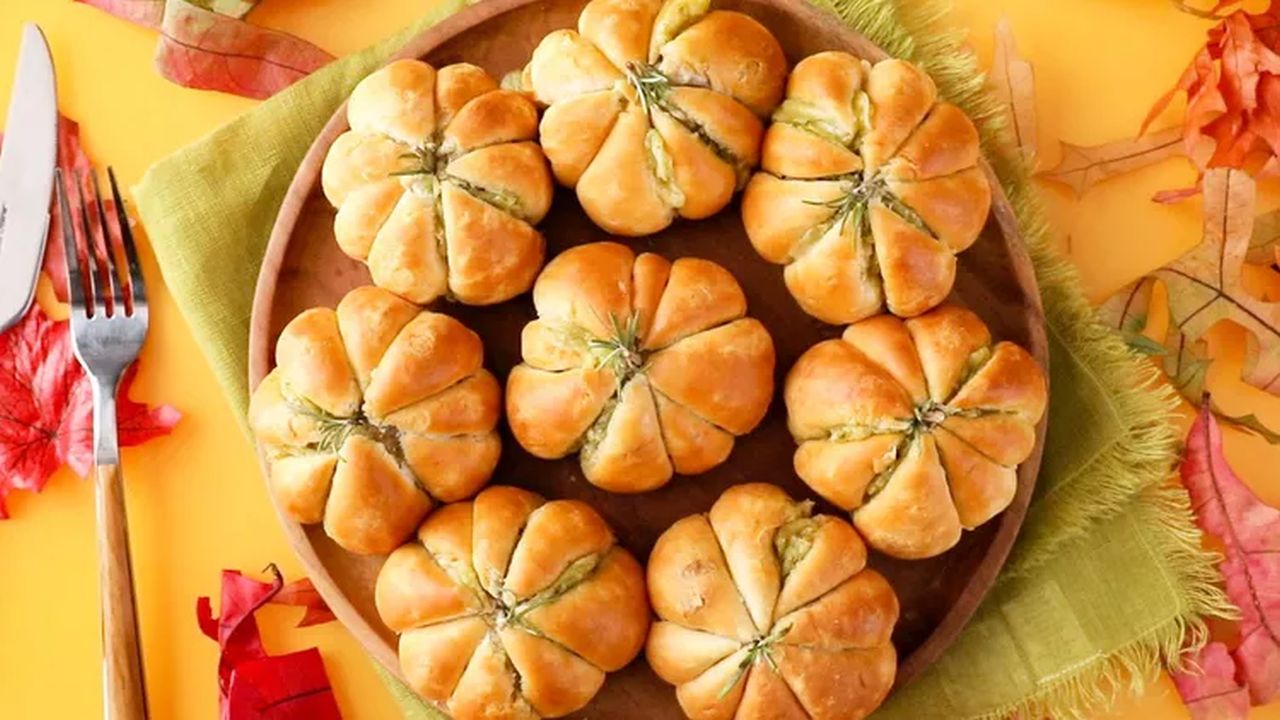 Halloween Side Dishes - Pumpkin-Shape Meatball Biscuits