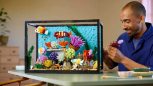 Unique brick-built underwater display, part of the LEGO Icons collection