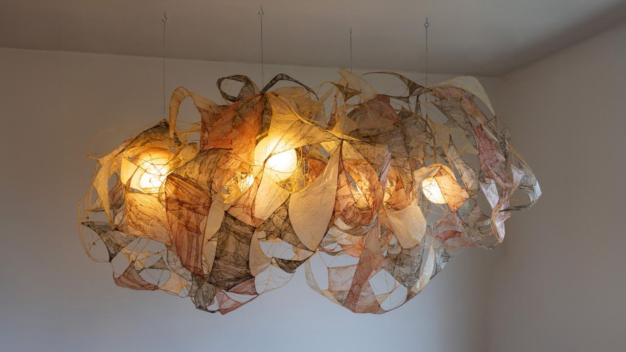 Louvanes-pendant lamp made from food waste at dutch design week 2025