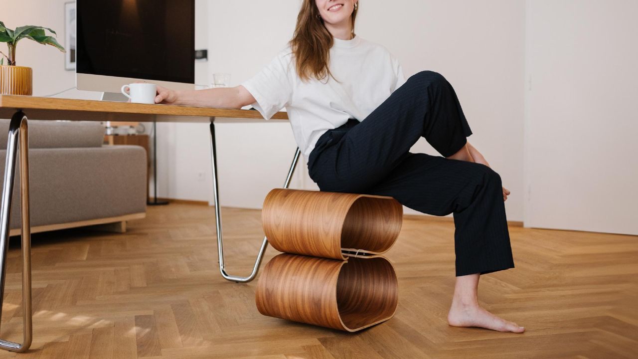 MOWO STOOLS-ACHTER