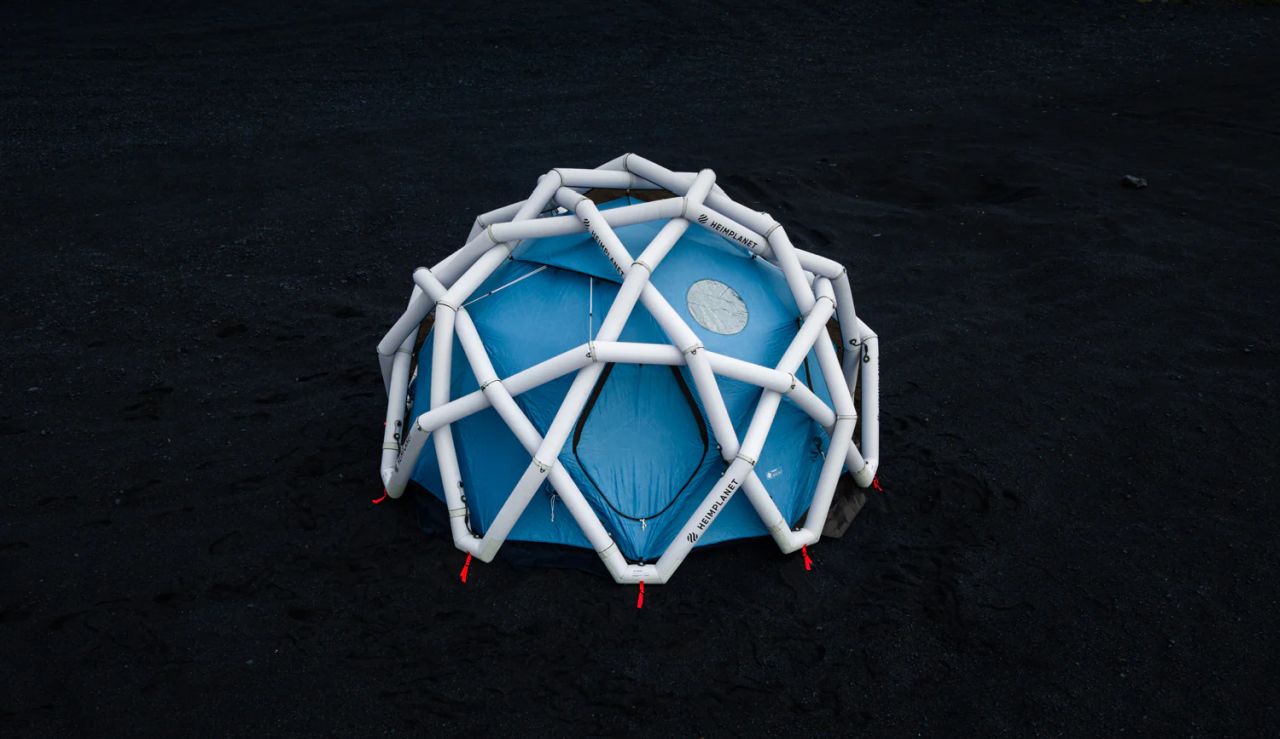 Heimplanet Mavericks Blue Ice inflatable exo-frame tent