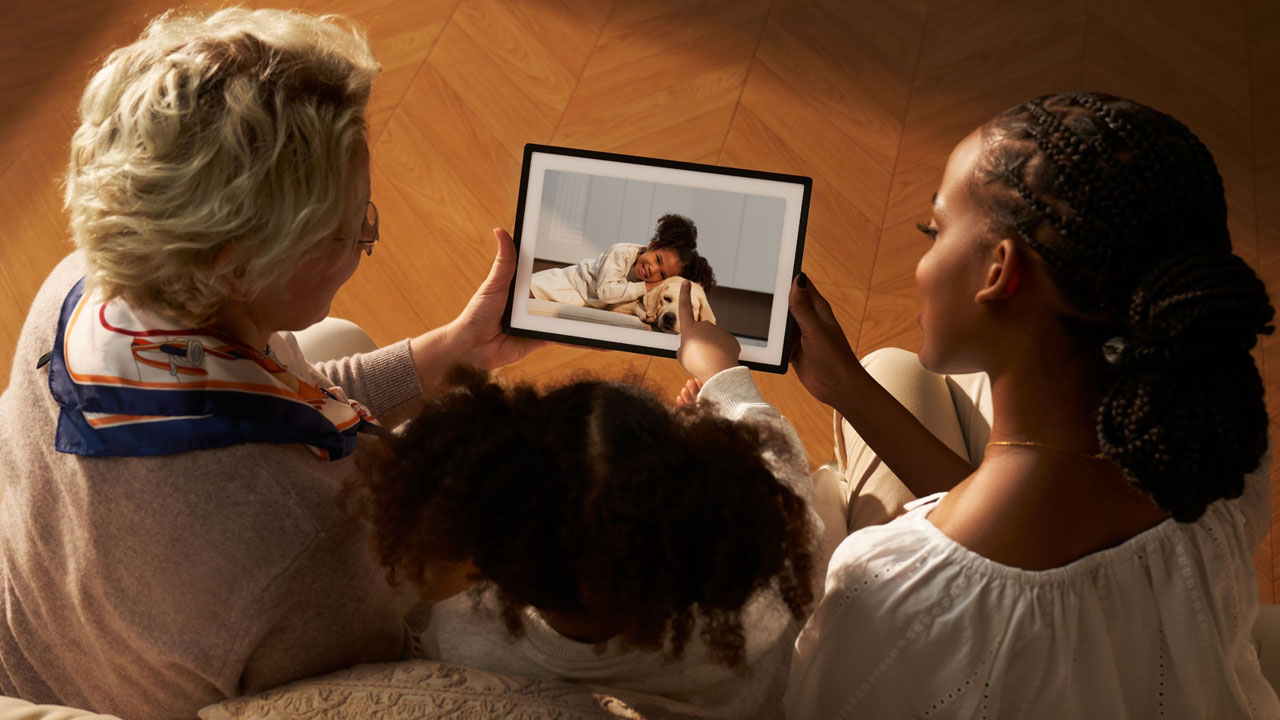 Pexar 11-Inch Digital Picture Frame