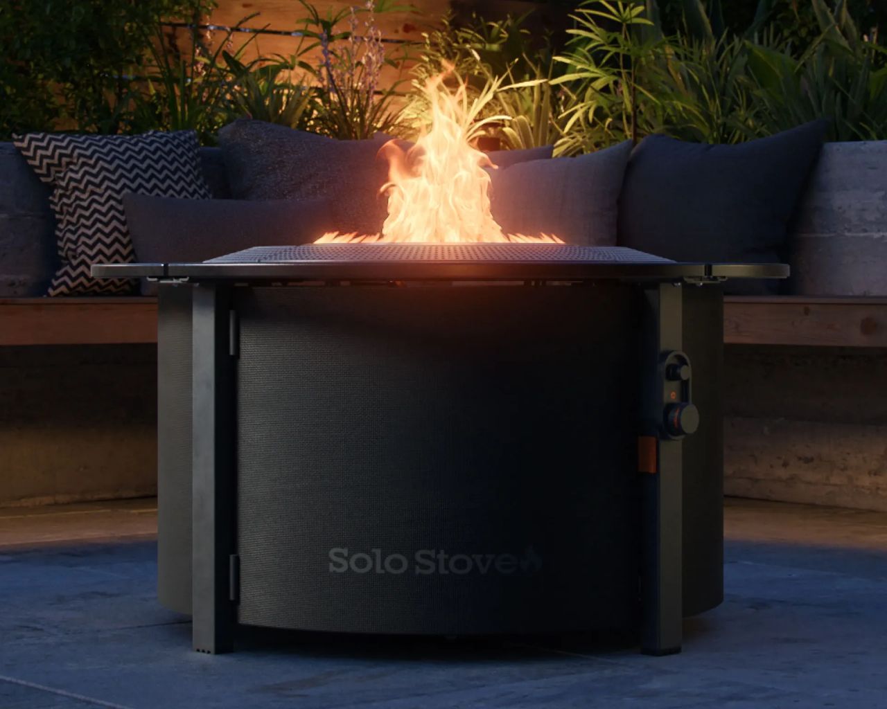Solo Stove Infinity Flame fire pit