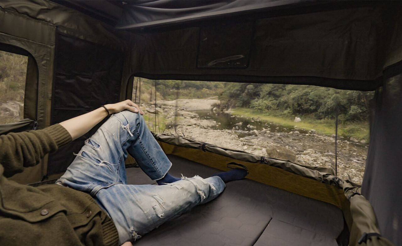 Wild Land Wingman Auto Setup Pickup Camper Rooftop Tent