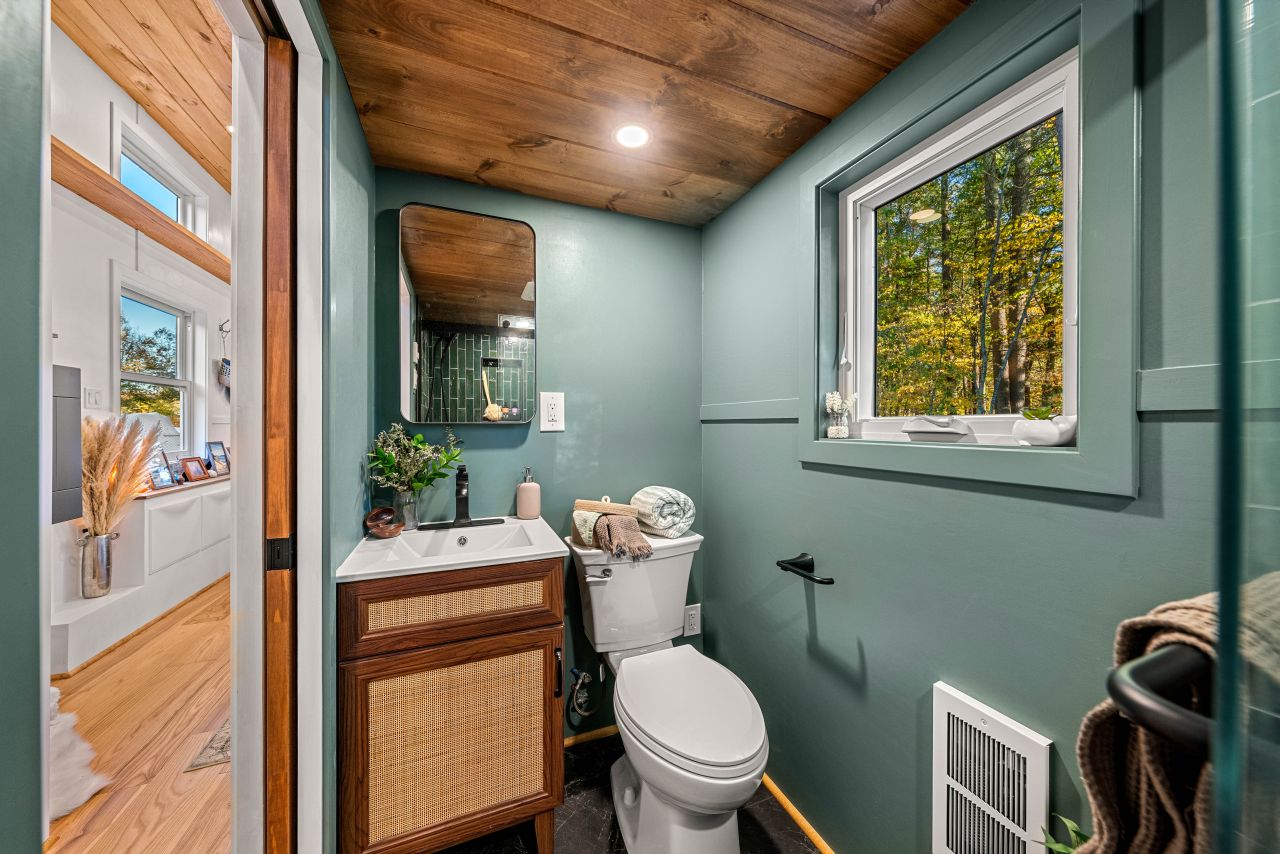 Beachcomber tiny house on wheels