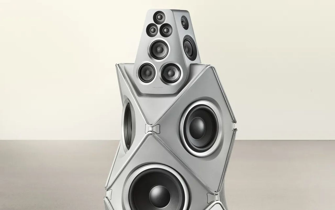 Beolab 90 Titan Edition speakers
