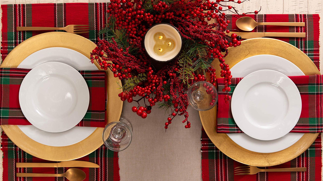 DII Christmas Plaid Dining Table and Kitchen Décor has a rich red color with checkered patterns