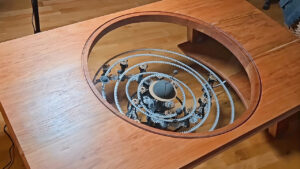DIYer Builds Solar System Coffee Table Complete With Mechanically Moving Planets DIY Solar System Coffee Table Complete With Moving Planets by The 5439 Workshop