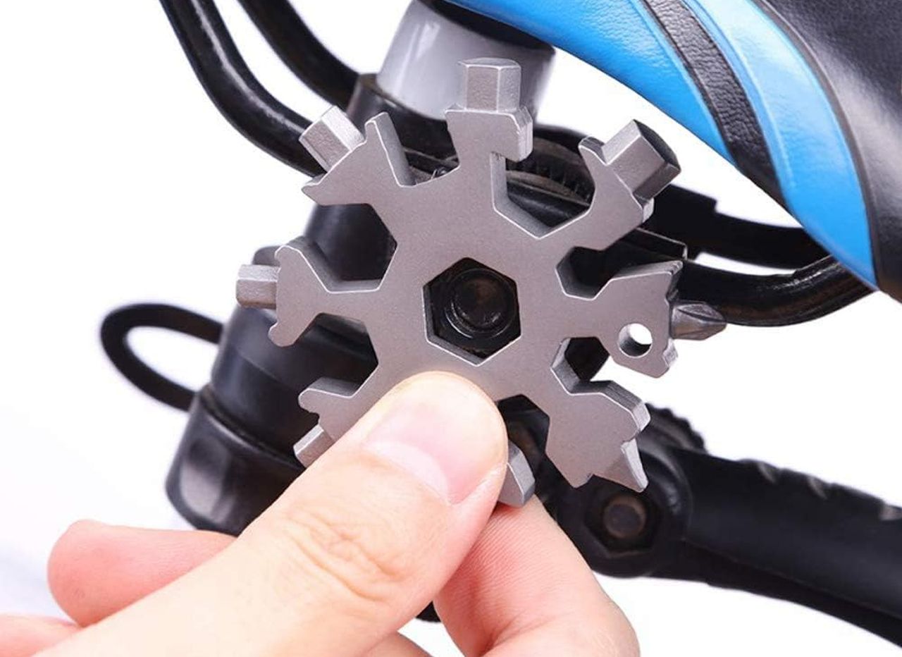 Desuccus 18-in-1 Snowflake Multi Tool
