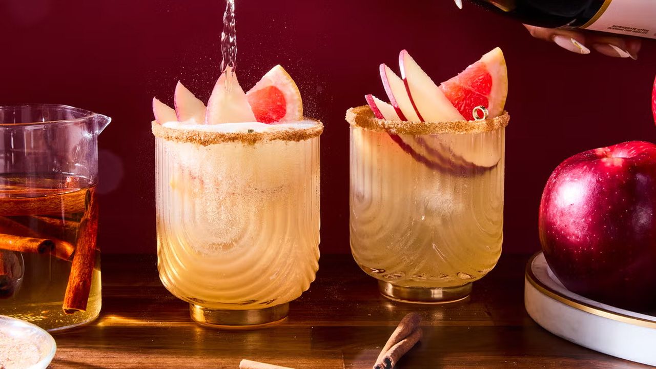 Festive Thanksgiving Cocktails - Spiced Apple Paloma