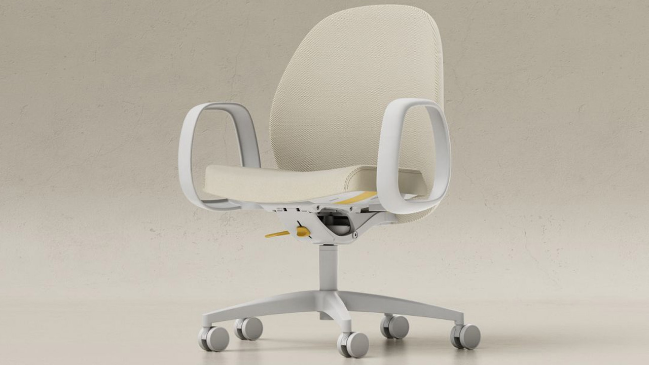 The basic model has circular armrest