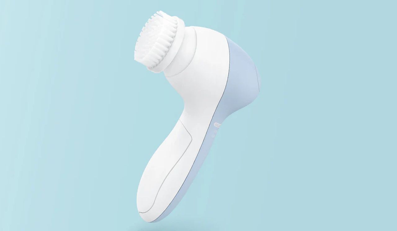 P2017 Facial Power Brush with 7 Brush Heads