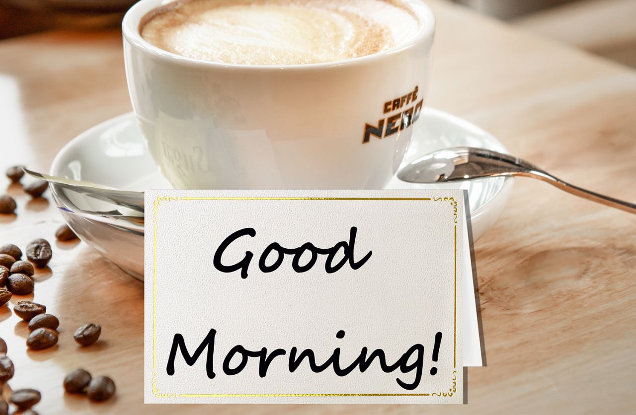 Place Cards With Gold Foil Frame