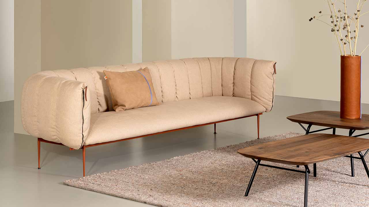 Puffer collection by Jess Design sofa side view