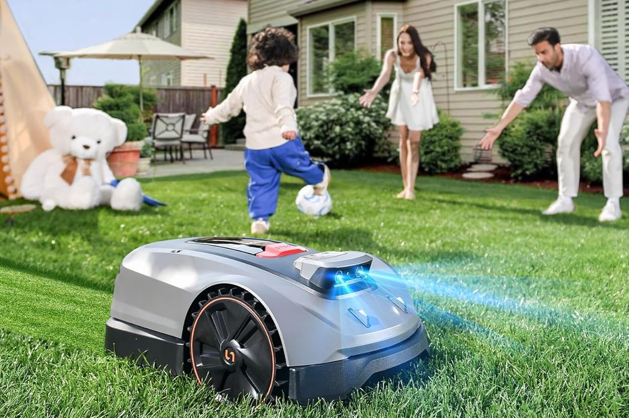 Sunseeker X3 Plus Robot Lawn Mower