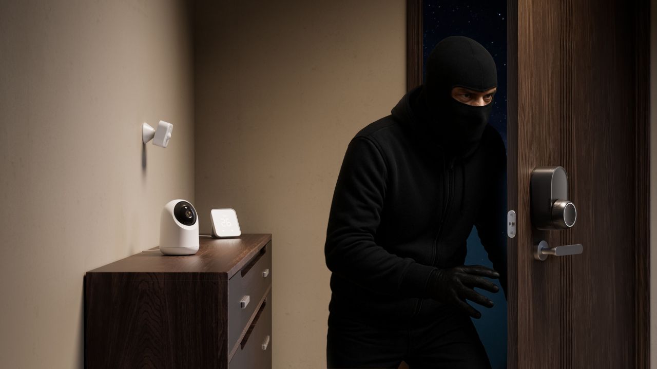 SwitchBot Presence Sensor