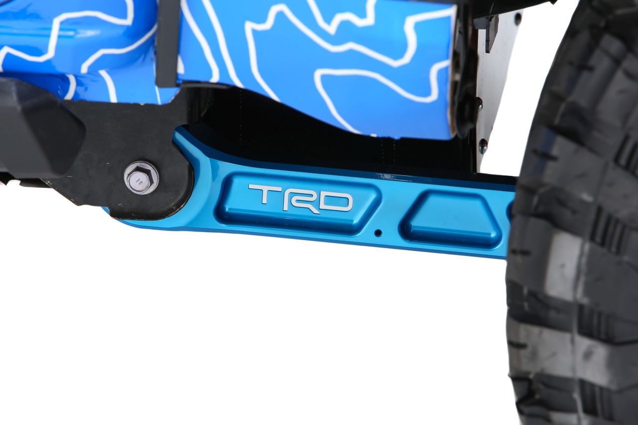 Toyota’s Tacoma H2s-Overlander Concept Combines Hydrogen Fuel Cell and Battery Electric Technologies