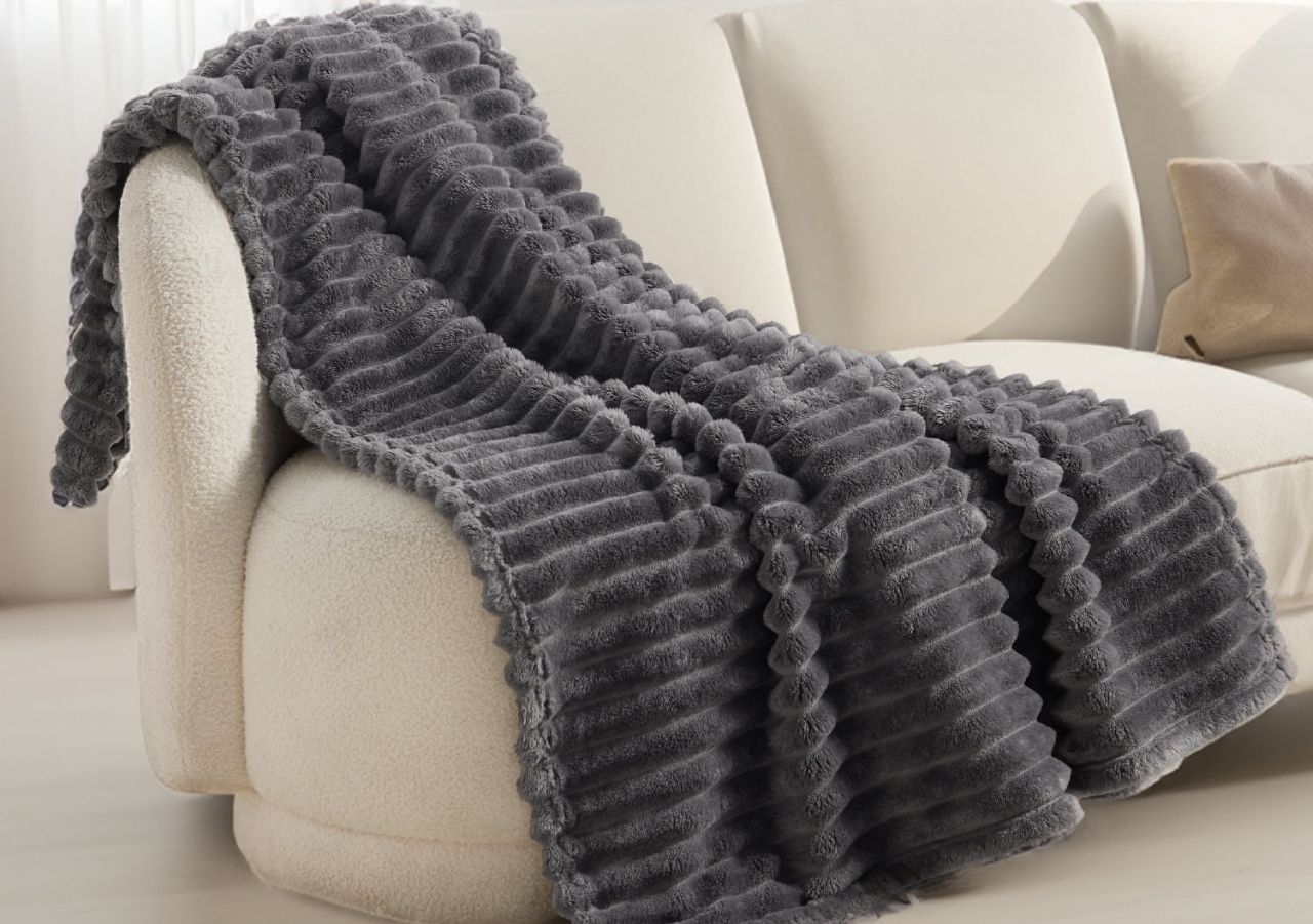 Walmart Black Friday Deals - Bedsure Grey Fleece Throw Blanket