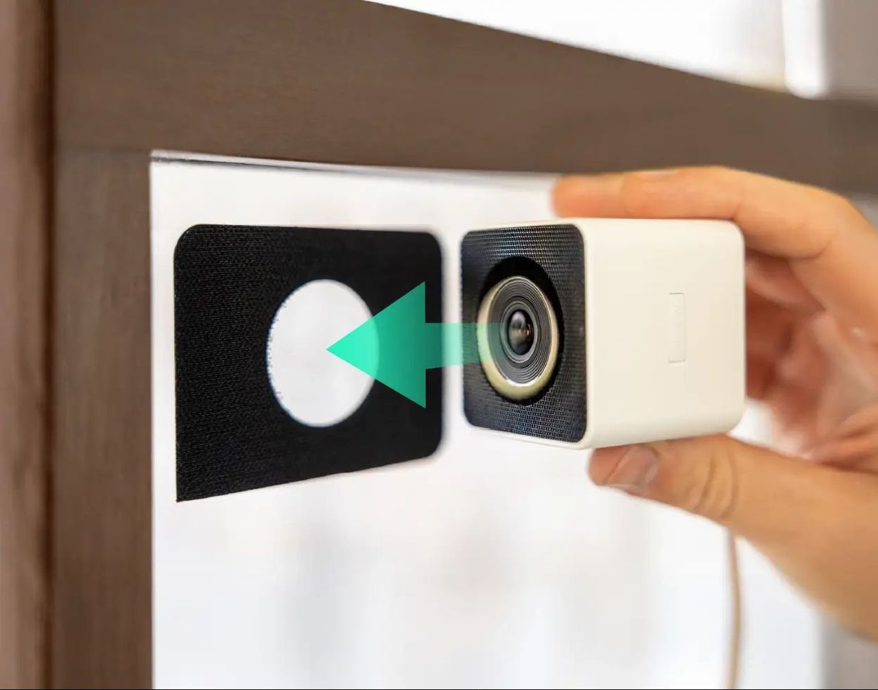 Wyze Window Cam is Designed for Glare-Free Video Recording, Even in Night
