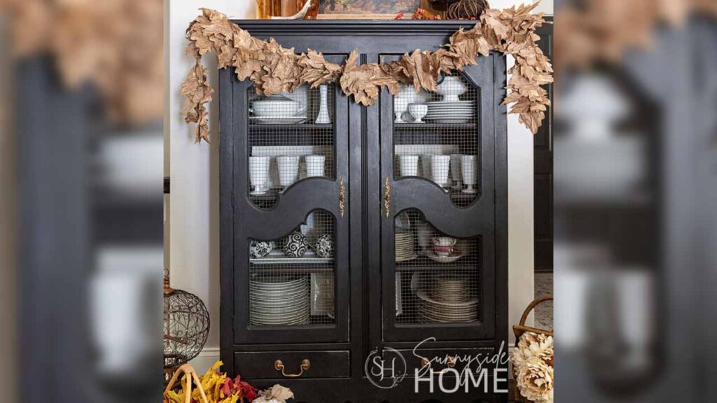 DIY fall leaf garland by Sunnyside Home featured image