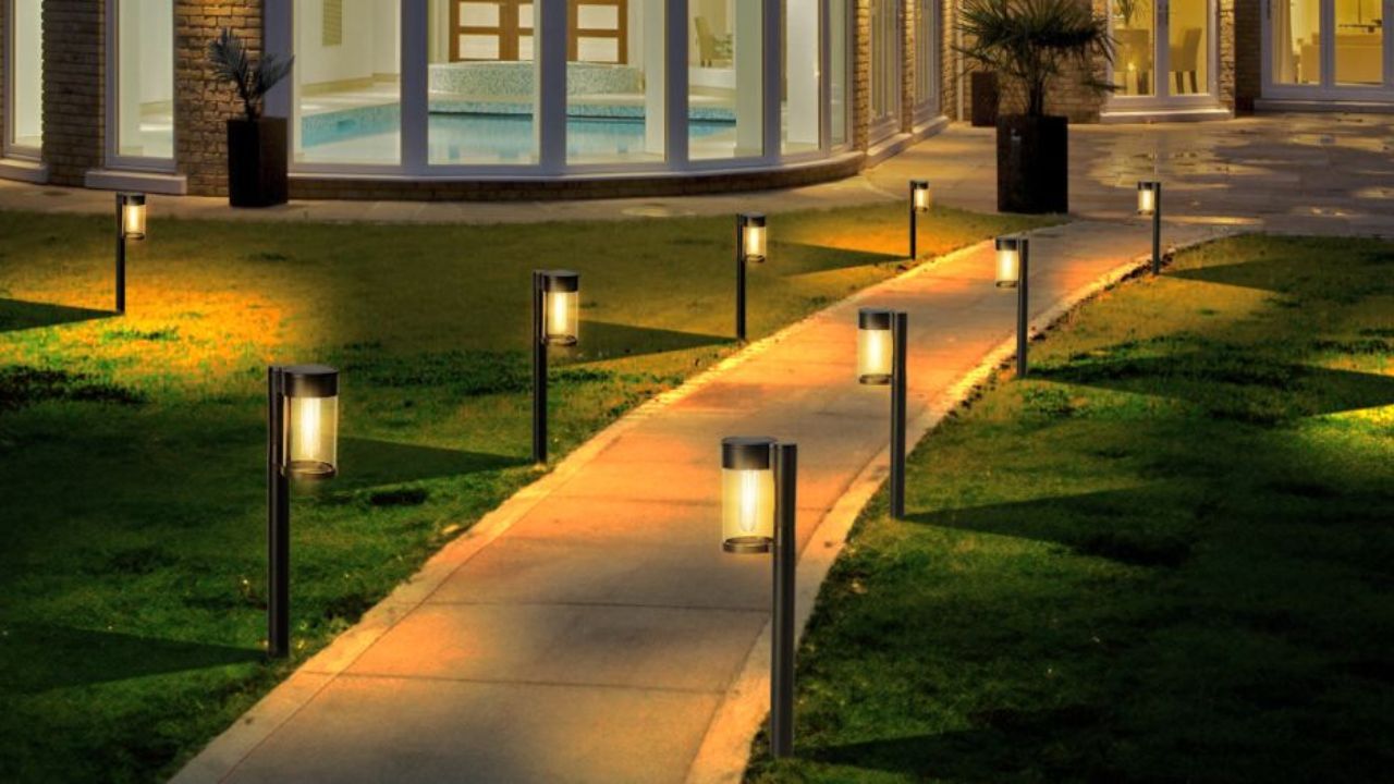 Solar Driveway Lights 3 