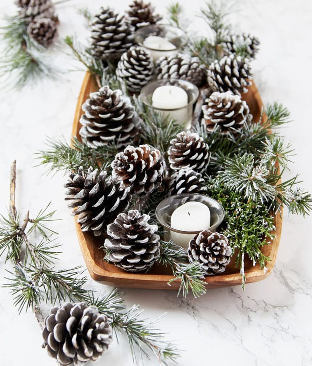 3-Minute DIY Snow Covered Pine Cones & Branches