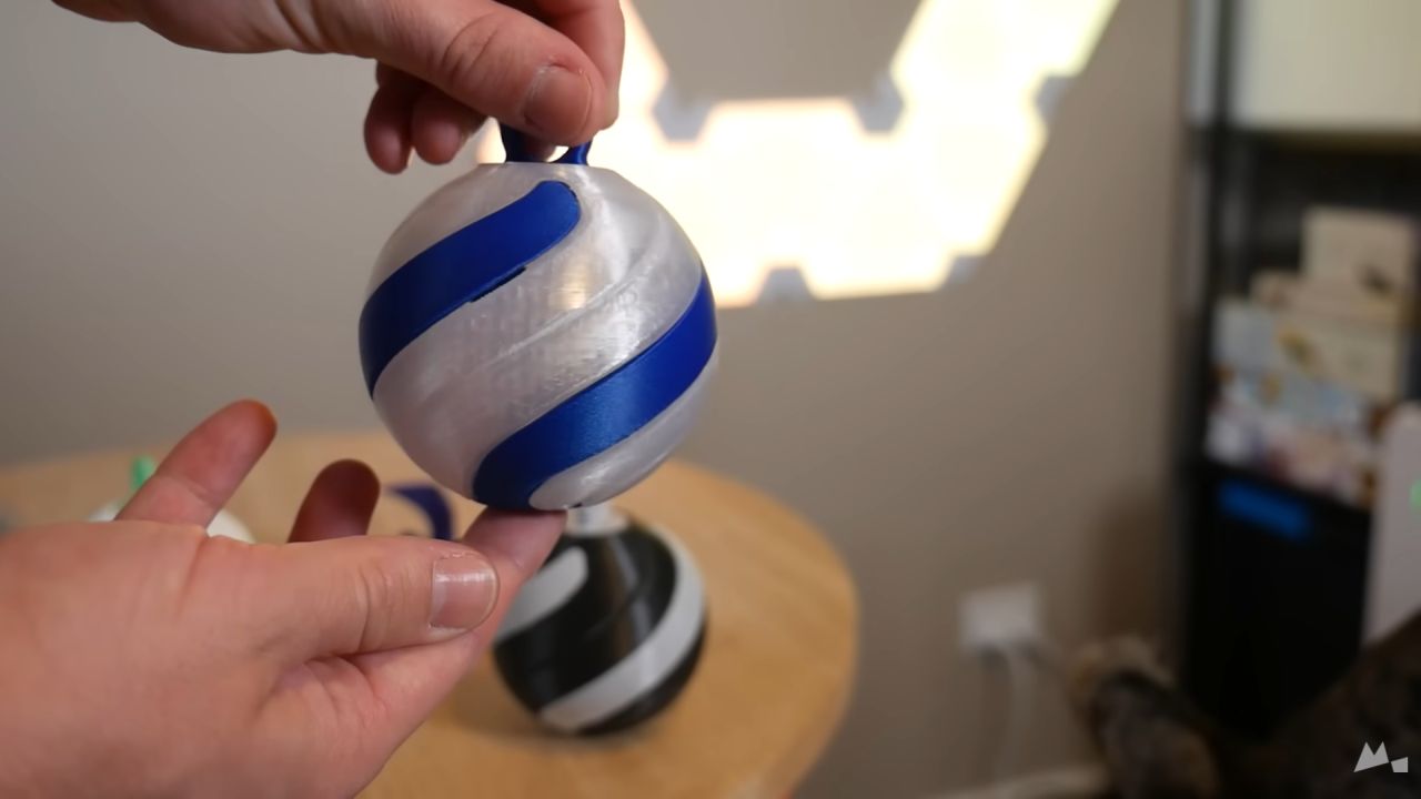 3D-printed Christmas ornament 