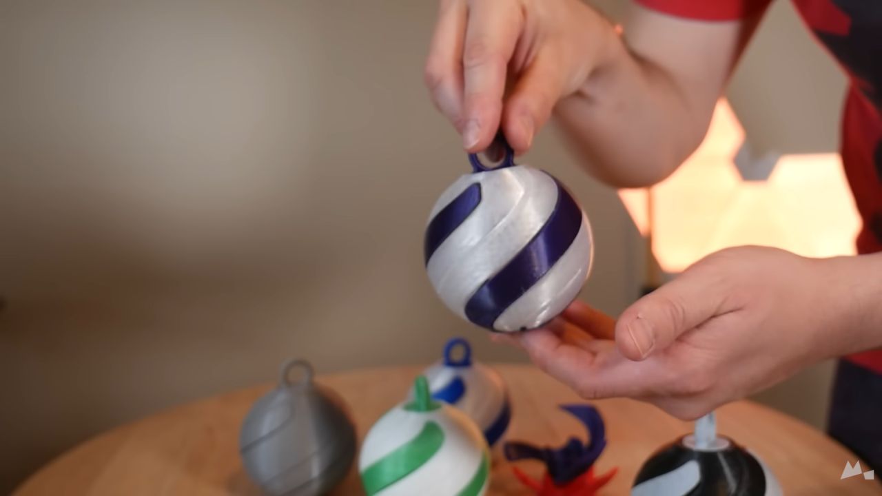 3D-printed Christmas ornament 