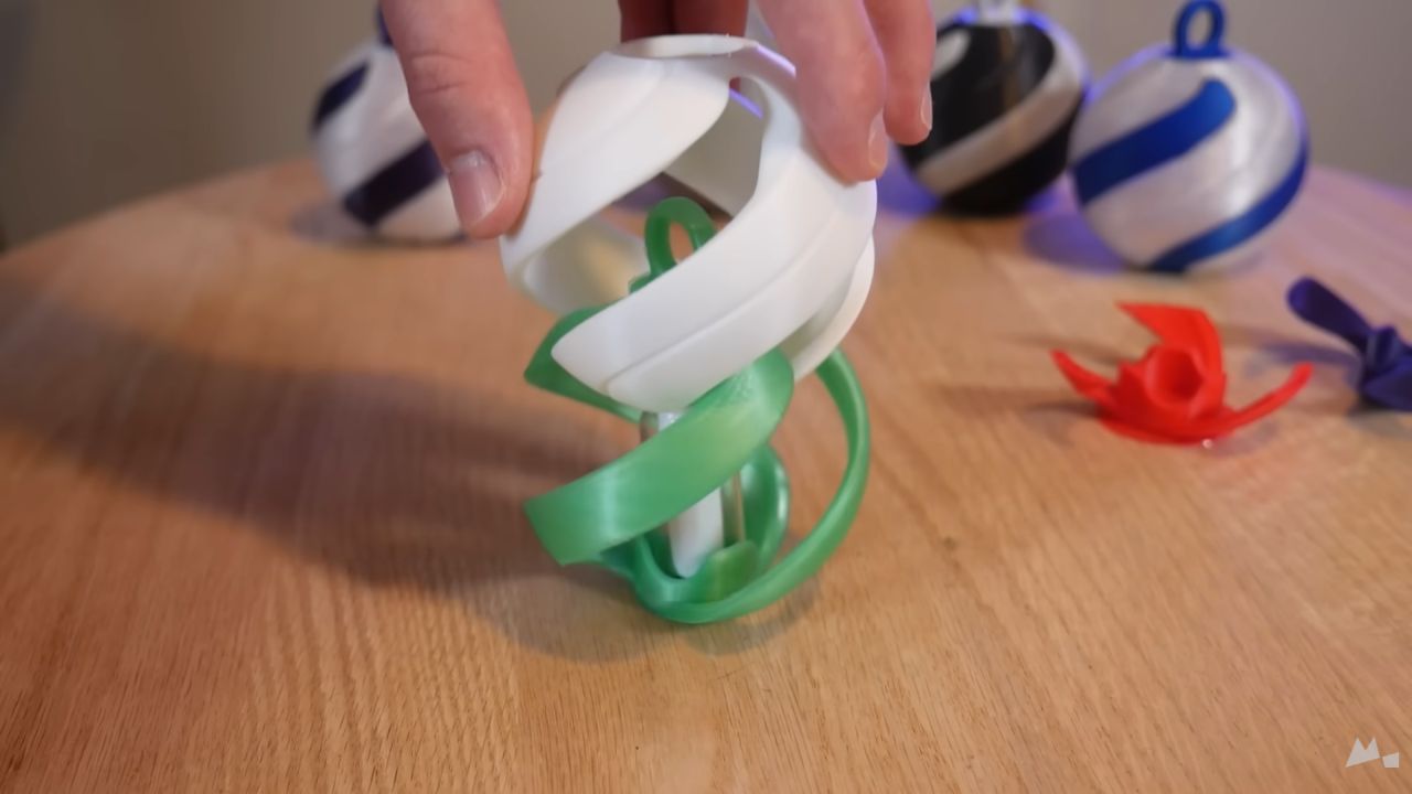 3D-printed Christmas ornament 