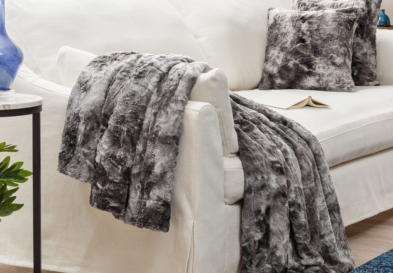 Chanasya Premium Wolf Throw Blanket