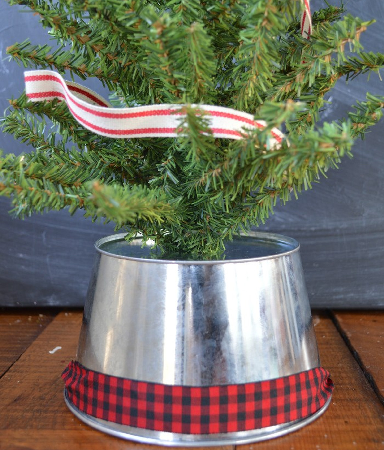 DIY Galvanized Bucket Mini Christmas Tree Stand