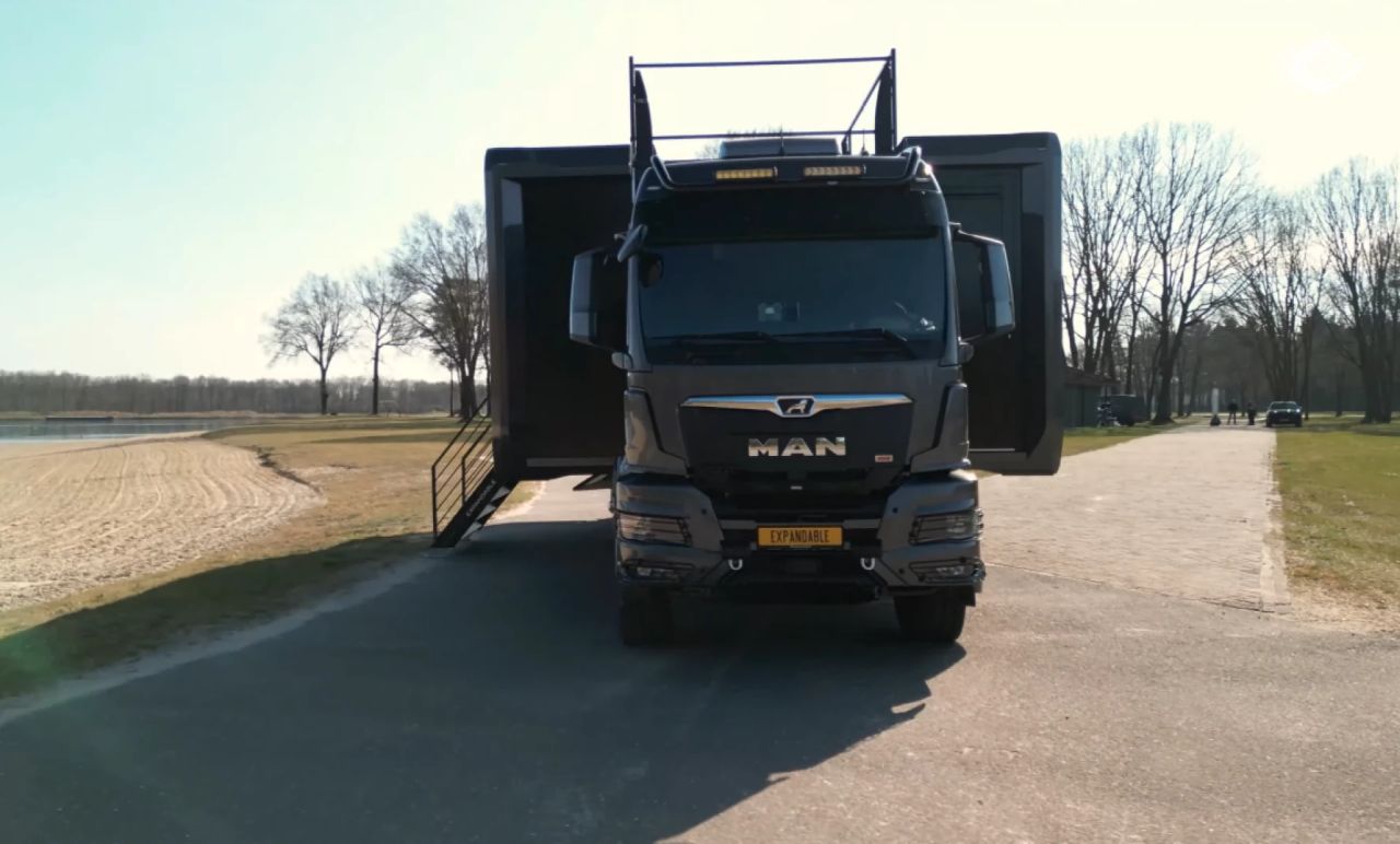 Dakar-Ready Shiver x Expandable RV_2