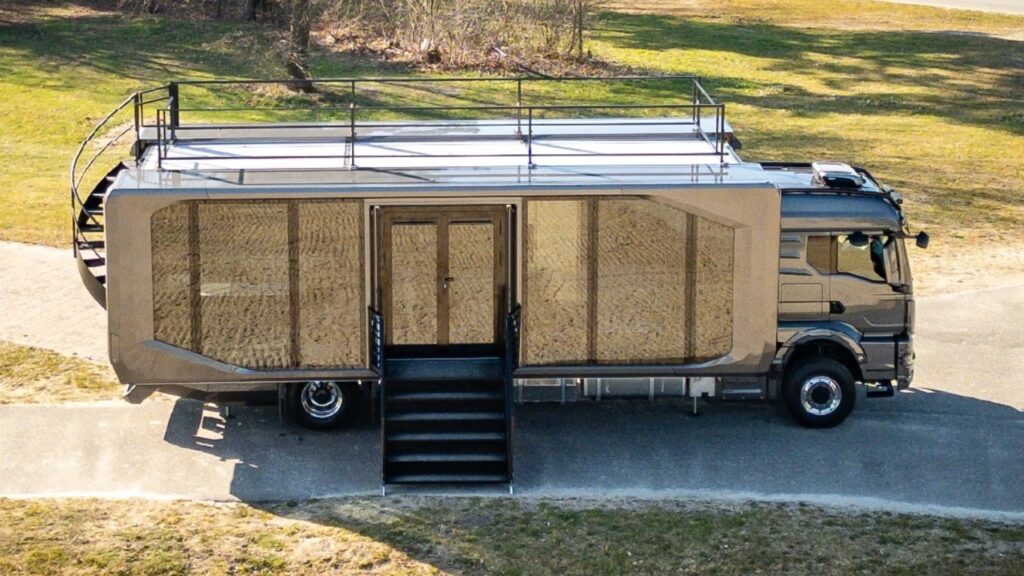 Dakar-Ready Shiver x Expandable RV Turns Harsh Desert Travel Into Luxury Living Dakar-Ready Shiver x Expandable RV_featured