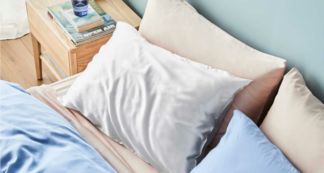 Ecosa Silk Pillowcase