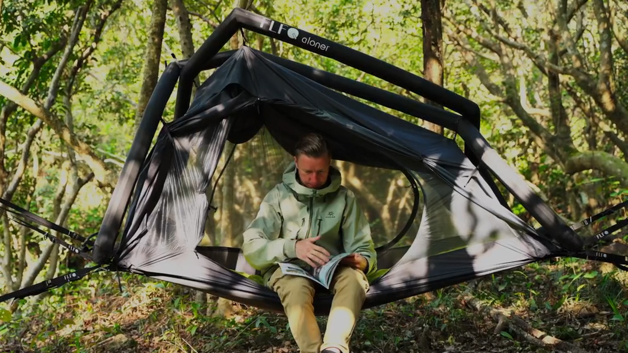 FLFQ-Aloner FLOAT Inflatable Tent can also be Installed On or Off the Ground