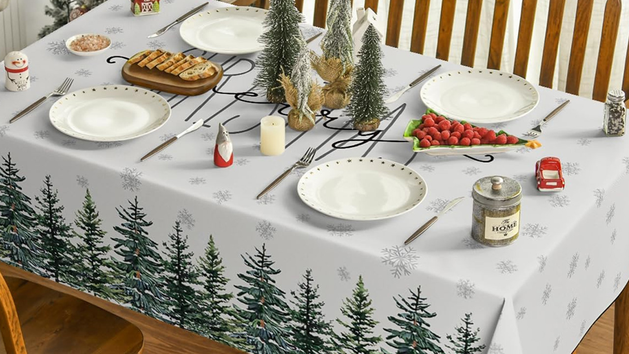 Horaldaily Christmas Tablecloth