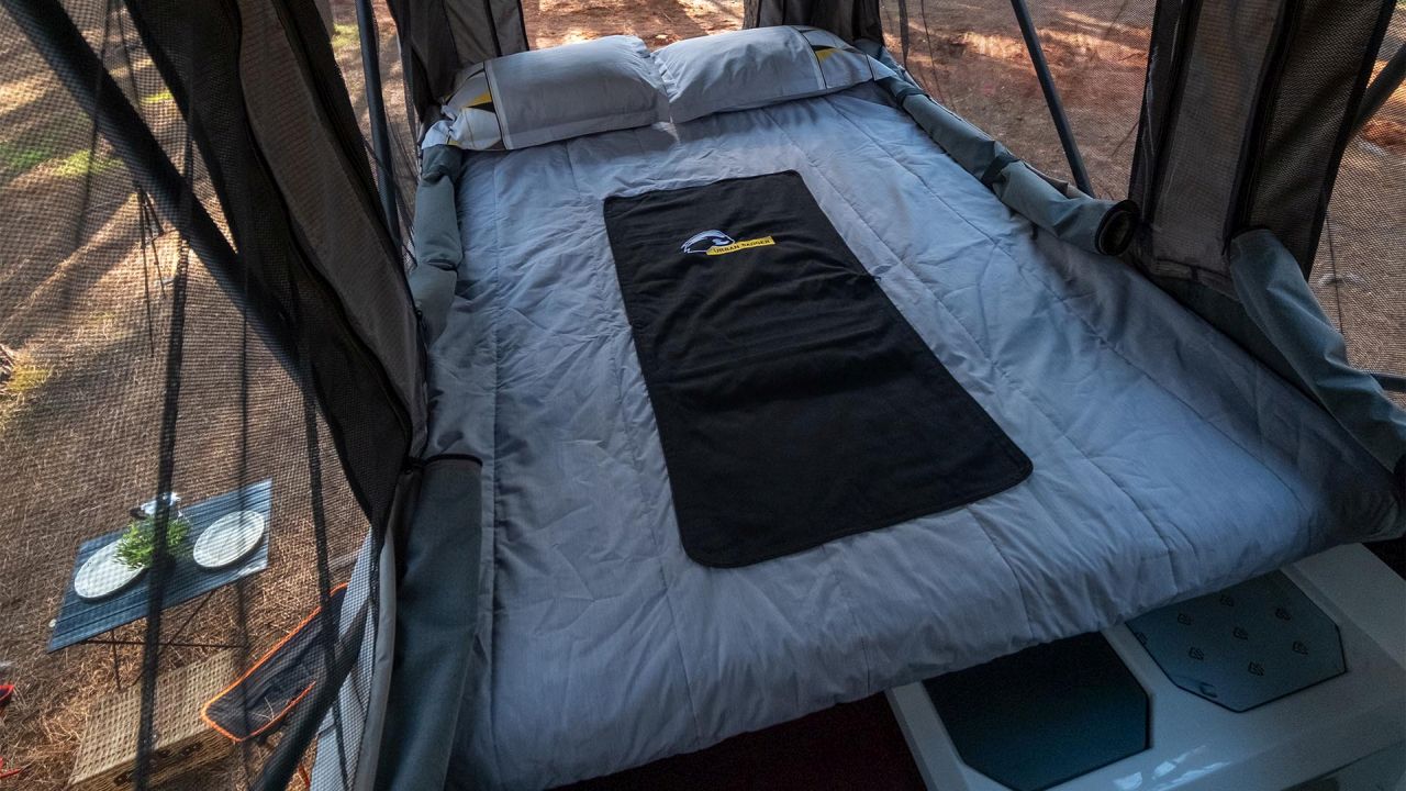 Hotomobil Launches World’s Lightest Pickup Camper Topper