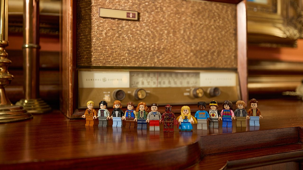 LEGO Stranger Things Creel House - 10