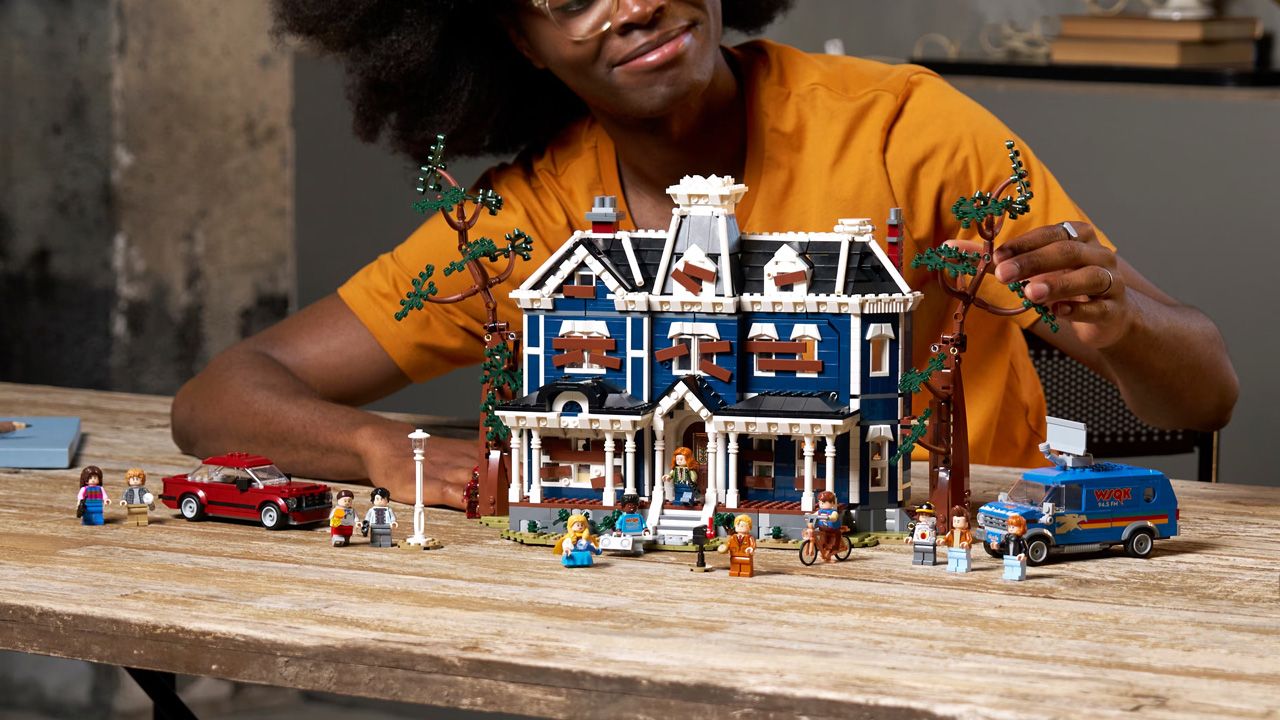 LEGO Stranger Things Creel House - 4