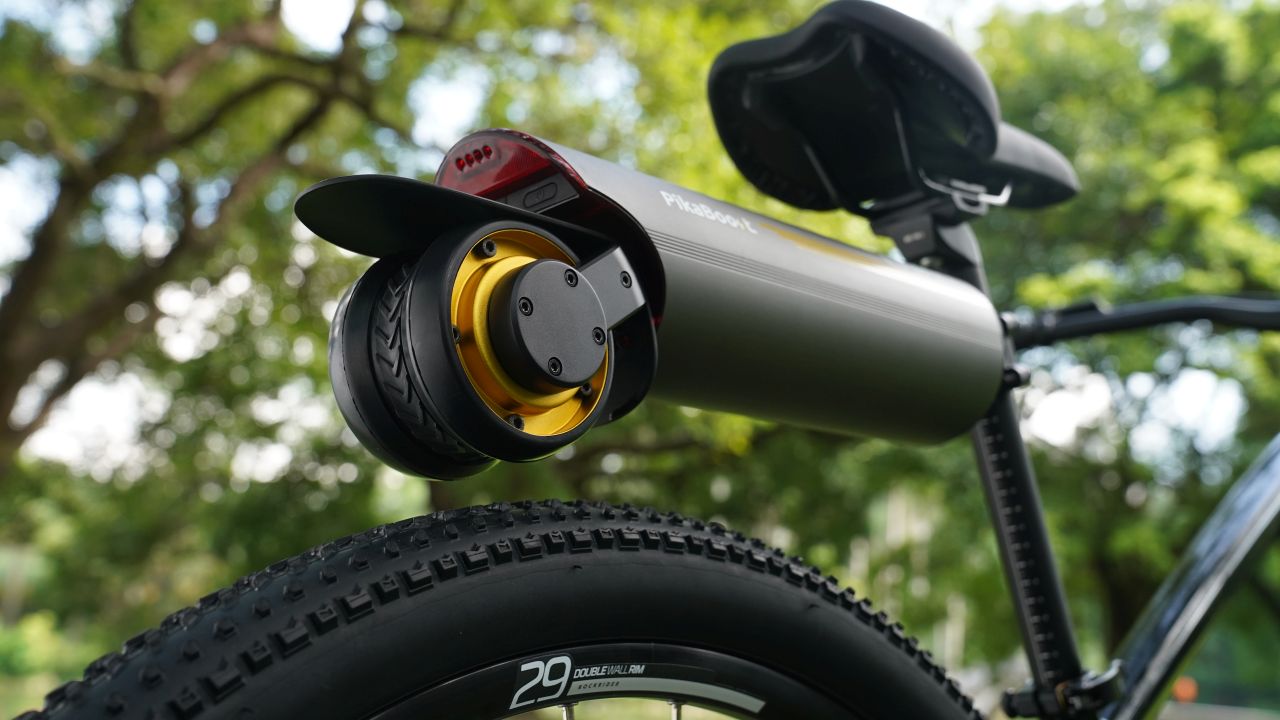 LIVALL-AI-Visual-Smart-Taillight-amp-Warning-System