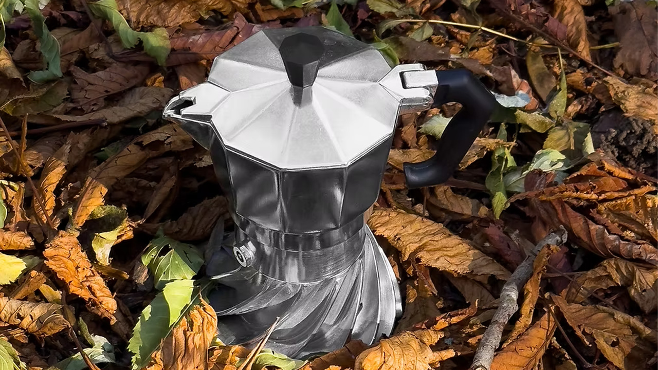 Matteo Frontini Re-Imagines Classic Moka Pot With Helical Spiral Heating Chamber