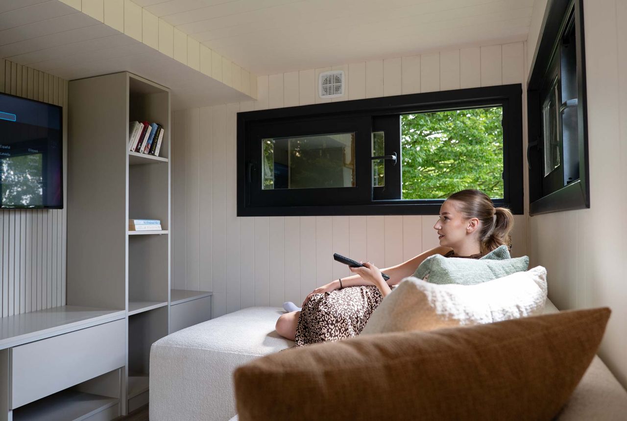 Miami Two Storey Tiny House Sleeps up to Six People
