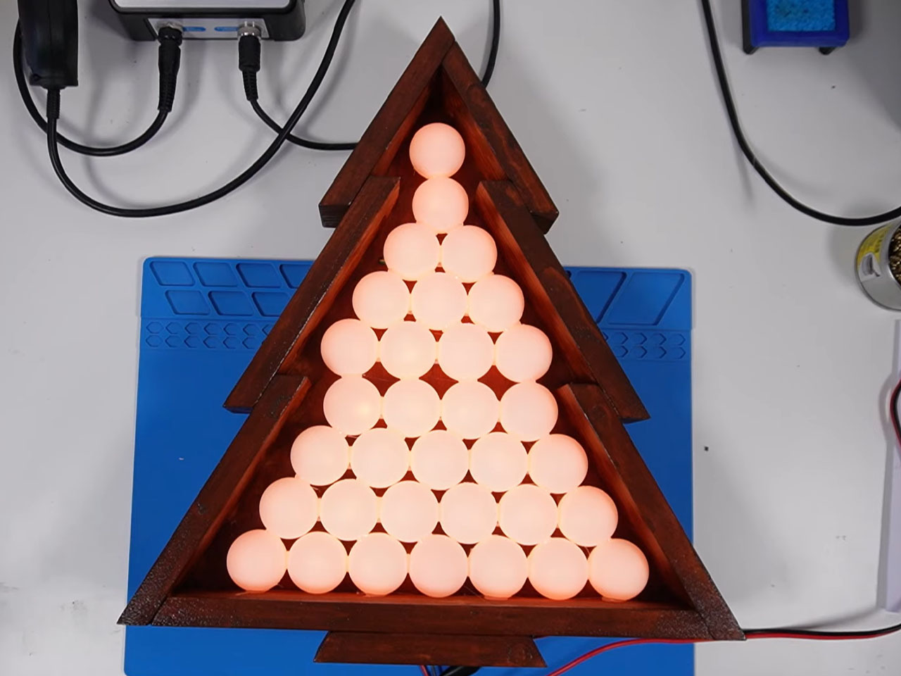 Music-Reactive Christmas Tree by Albero di Natale