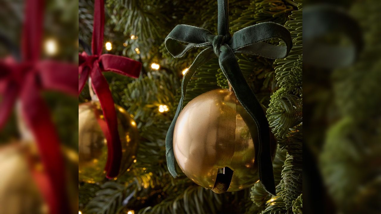 Ralph Lauren Christmas Aesthetic - Rich Texture