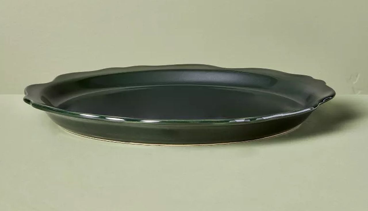 Ribbed Edge Dinner Plate