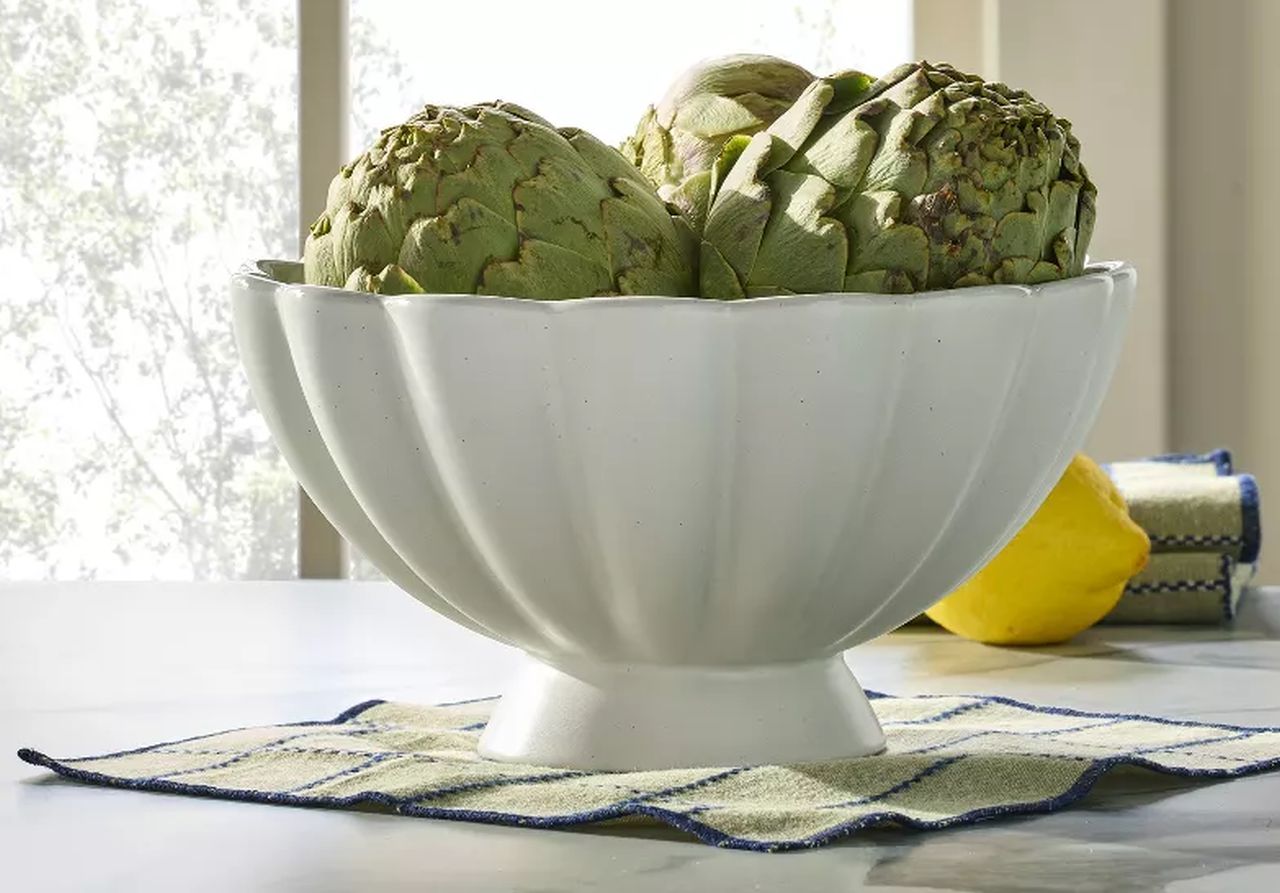 Scalloped Edge Stoneware Serving Bowl